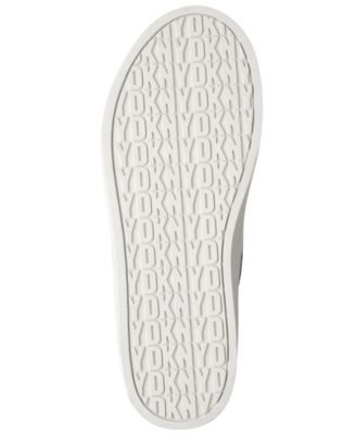 Women's Yaser Lace Up Mid Sneaker