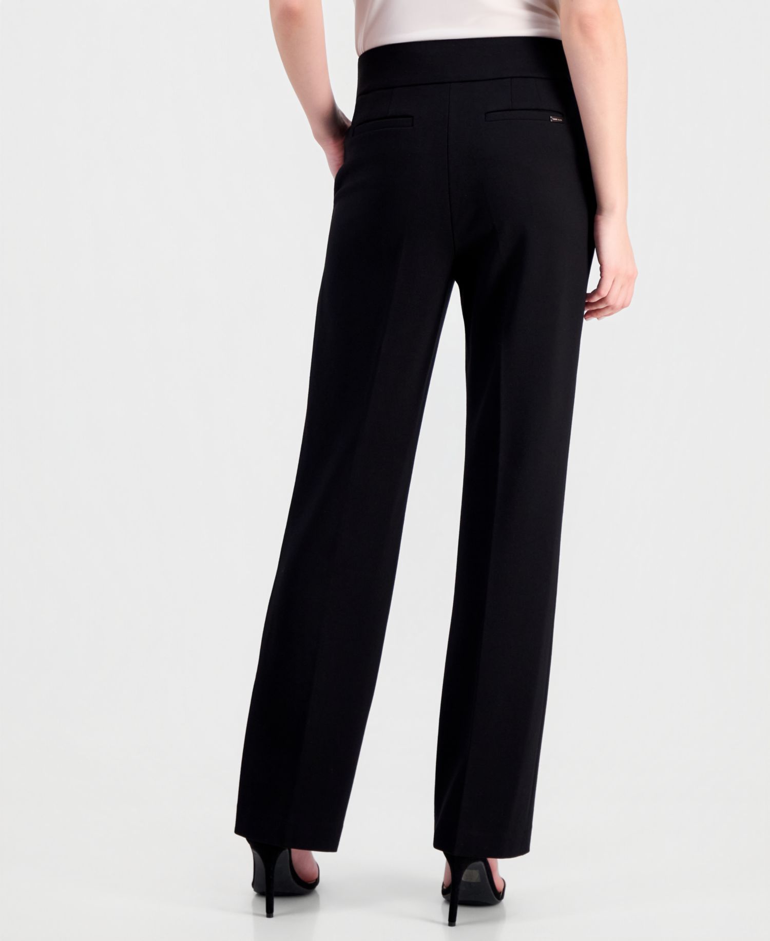 Women's Compression Mid-Rise Pull-On Slash-Pocket Pants