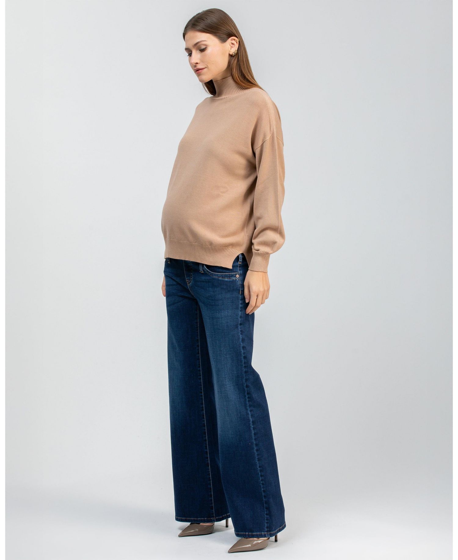 Maternity Wide-Leg Jeans with High-Waist Elastic Band