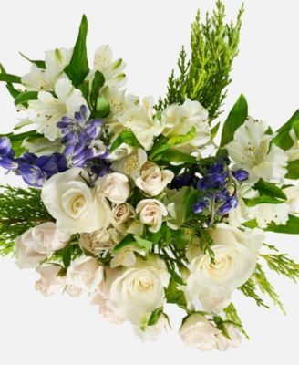 Holiday The Icicle Fresh Flower Bouquet