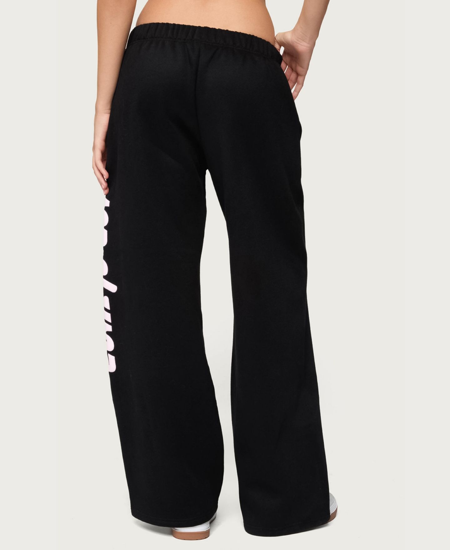 Женские брюки Edikted Star Sweatpants, цвет: Чёрный — фото 2
