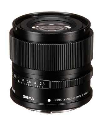 90mm f/2.8 DG DN Contemporary Lens for L Mount, Bundle with Tiffen 55mm UV and CPL Filters
