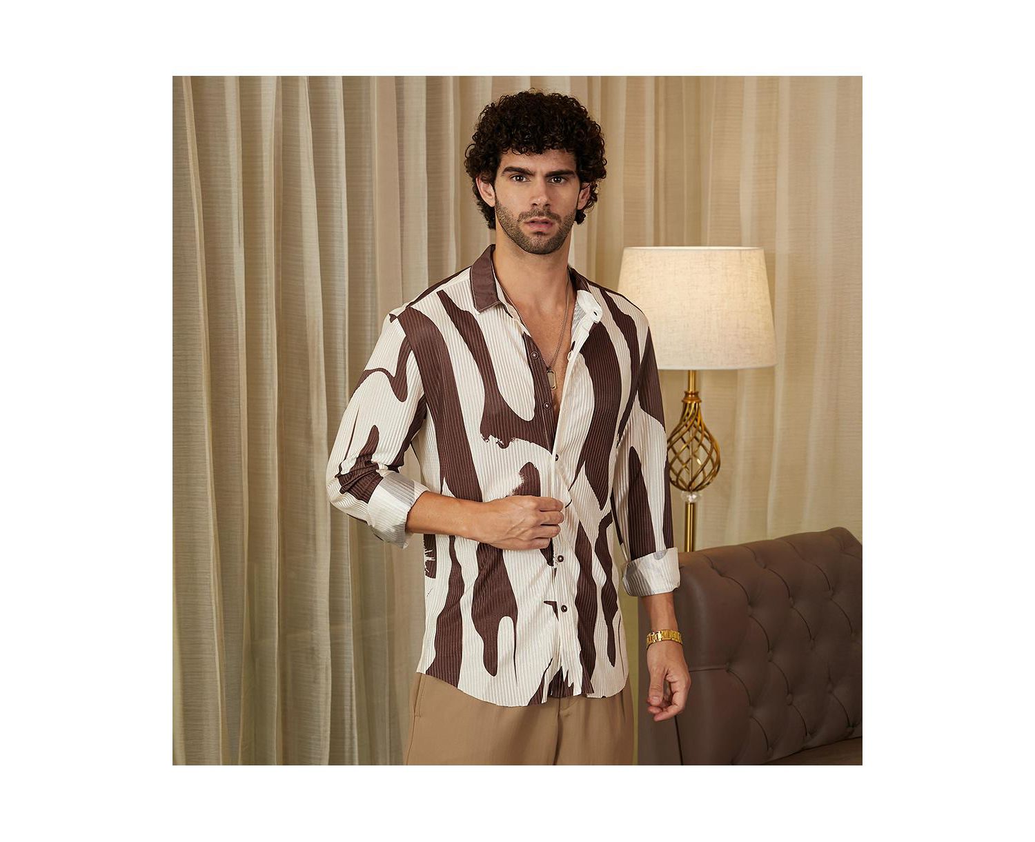 Men's Chocolate Brown & Daisy White Contour-Lines Pleated Shirt