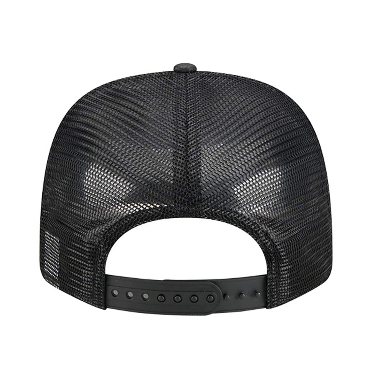 Мужская кепка New Era Black Dallas Mavericks Quilted 9SEVENTY Trucker Adjustable Hat — фото 3