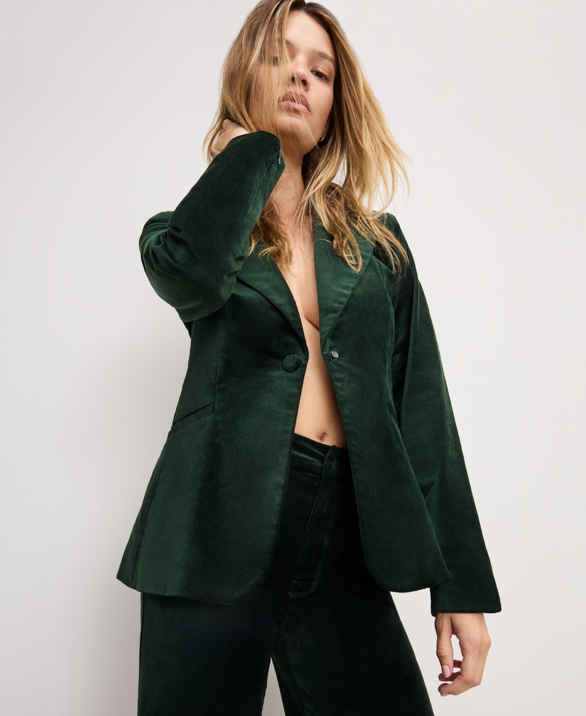 Good American Women's Long Sleeve Velvet Sculpted Blazer, Regular And Plus Size In Green