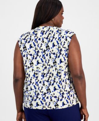 Plus Size Printed Extended-Shoulder Sleeveless Top
