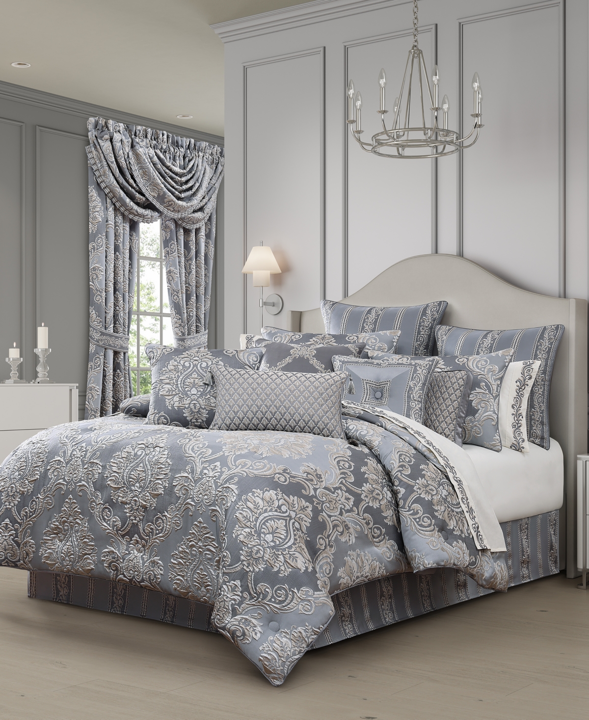 J Queen New York Krista Woven Damask 4-Pc. Comforter Set, California King