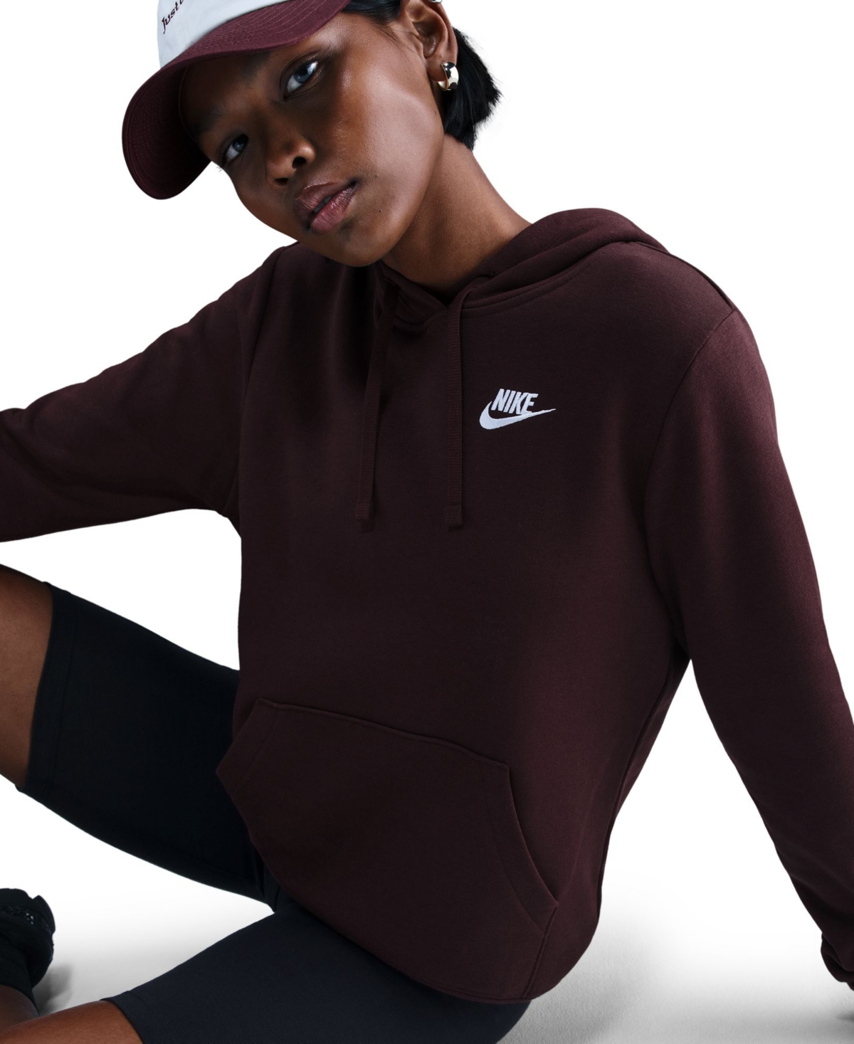 Nike Women's Sportswear Club Fleece Pullover Hoodie In Burgundy
