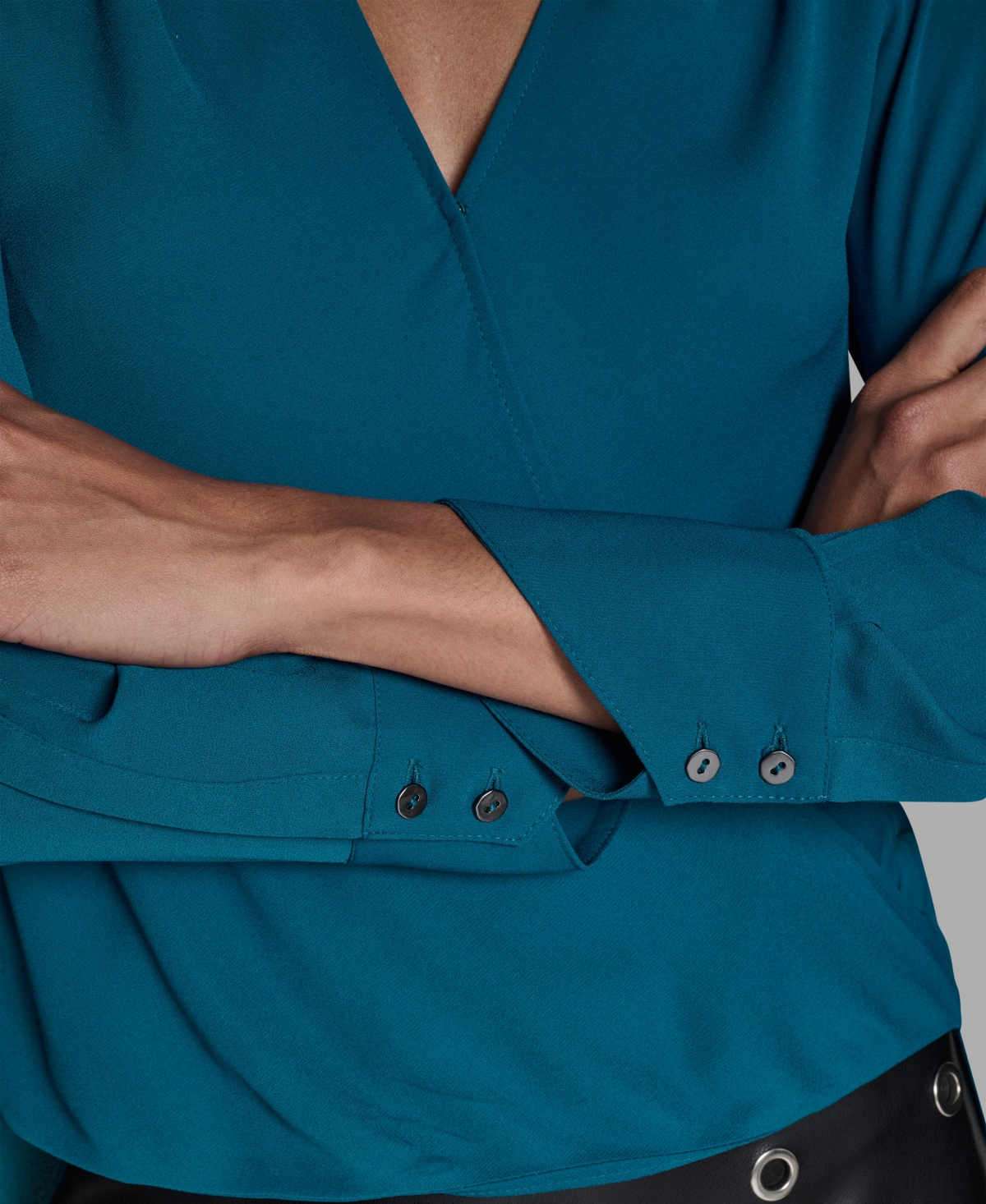 Bcbg Women's Long-Sleeve Hi-Low Top