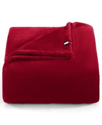 Solid Plush Blanket, Twin