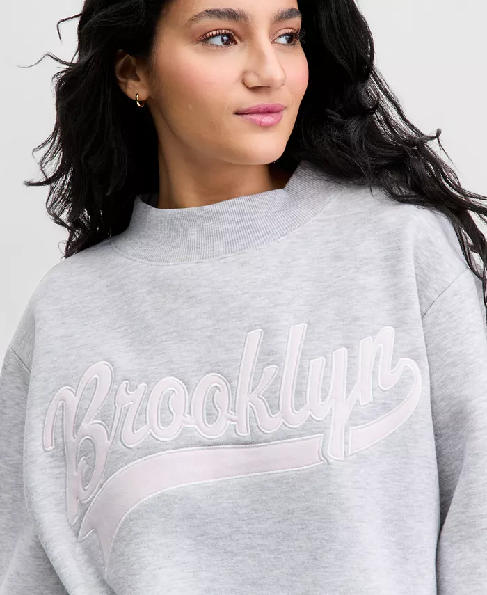 Juniors' Oversized Mock-Neck Sweatshirt - thumbnail 3