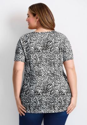 Women's Plus Size Triple Keyhole Short Sleeve Tee