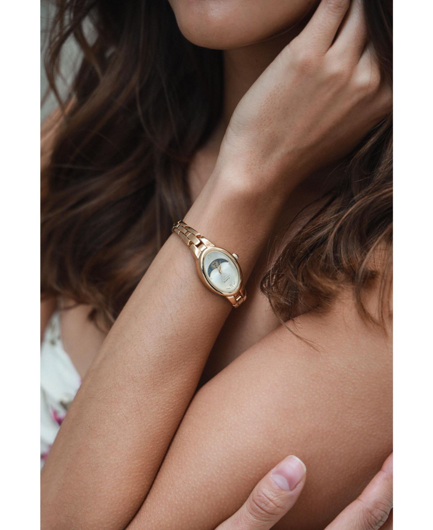 Женские часы Peugeot Gold 30x25mm Sun Moon Dial Link Bracelet Watch, цвет: Золотой — фото 6