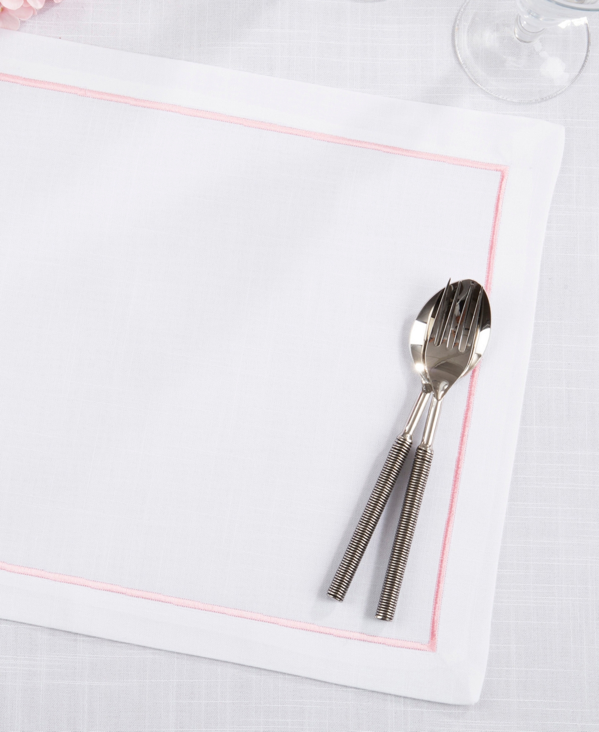 Saro Lifestyle Embroidered Line Design Placemat, Set Of 4 In Pink