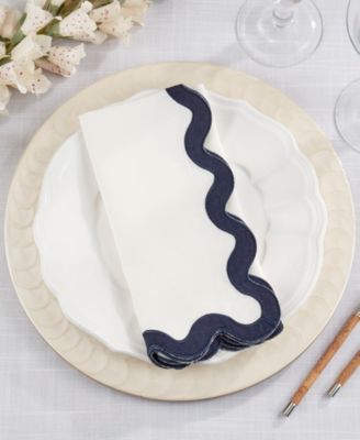 Linen Soft Hue Scallop Napkin, Set of 4