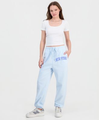 Juniors' New York Puff-Print Jogger Pants
