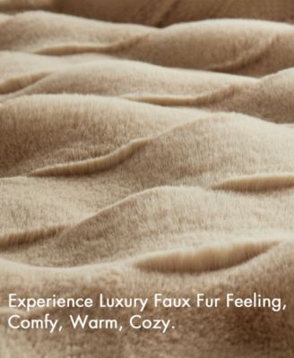 Vivienne Faux Fur Throw, 50" x 60"