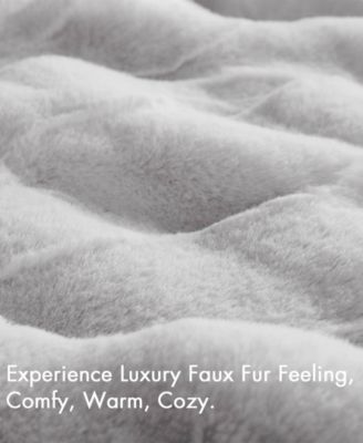 Vivienne Faux Fur Throw, 50" x 60"
