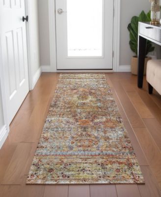 Karaj KJ1 2'3"x7'6" Runner Area Rug