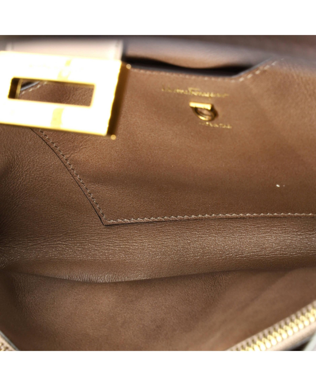 Pre-Owned Salvatore Ferragamo East West Trifolio Shoulder Bag Leather