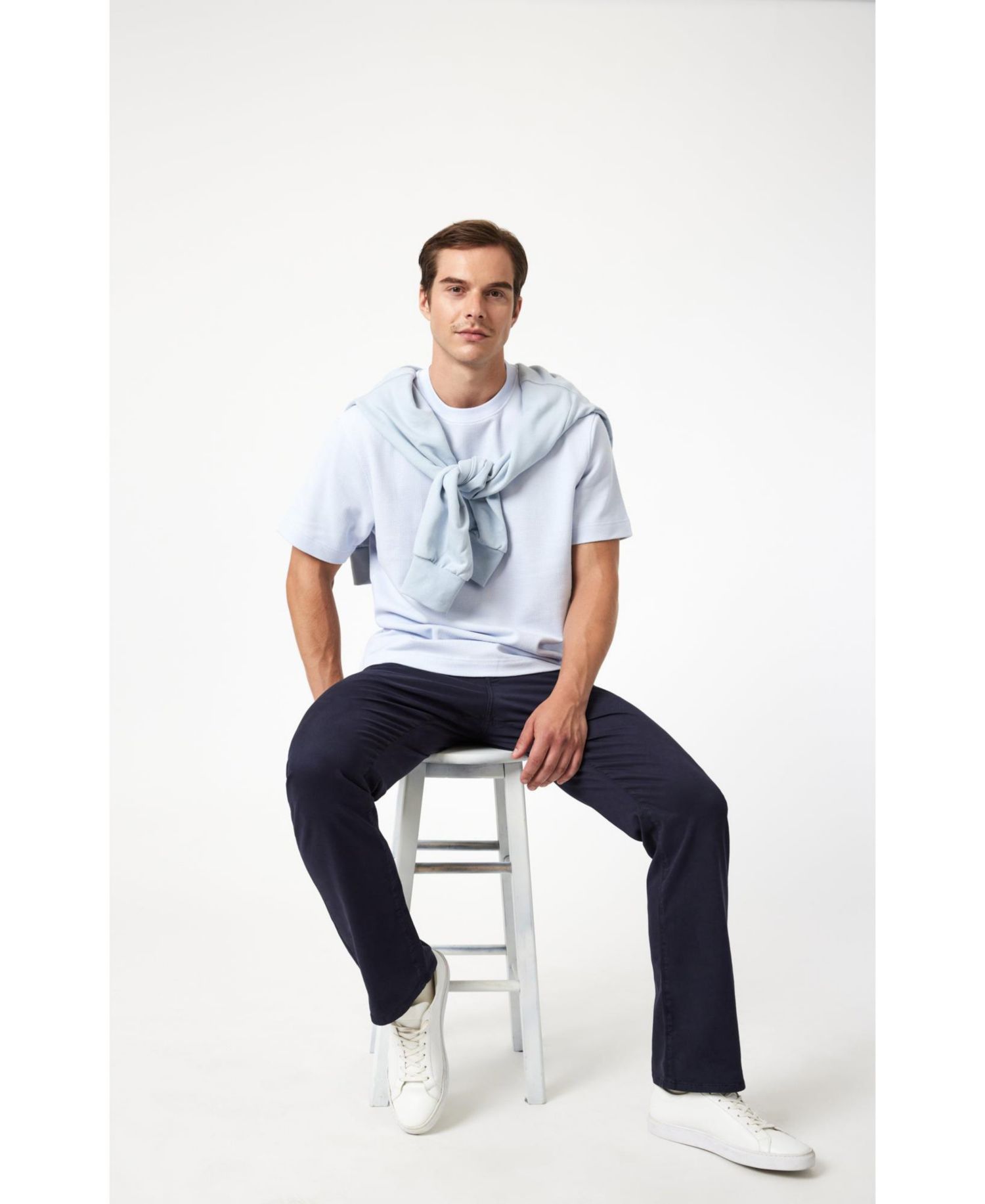 Men's Matt Regular Rise Relaxed Leg In Casual Twill Pants
