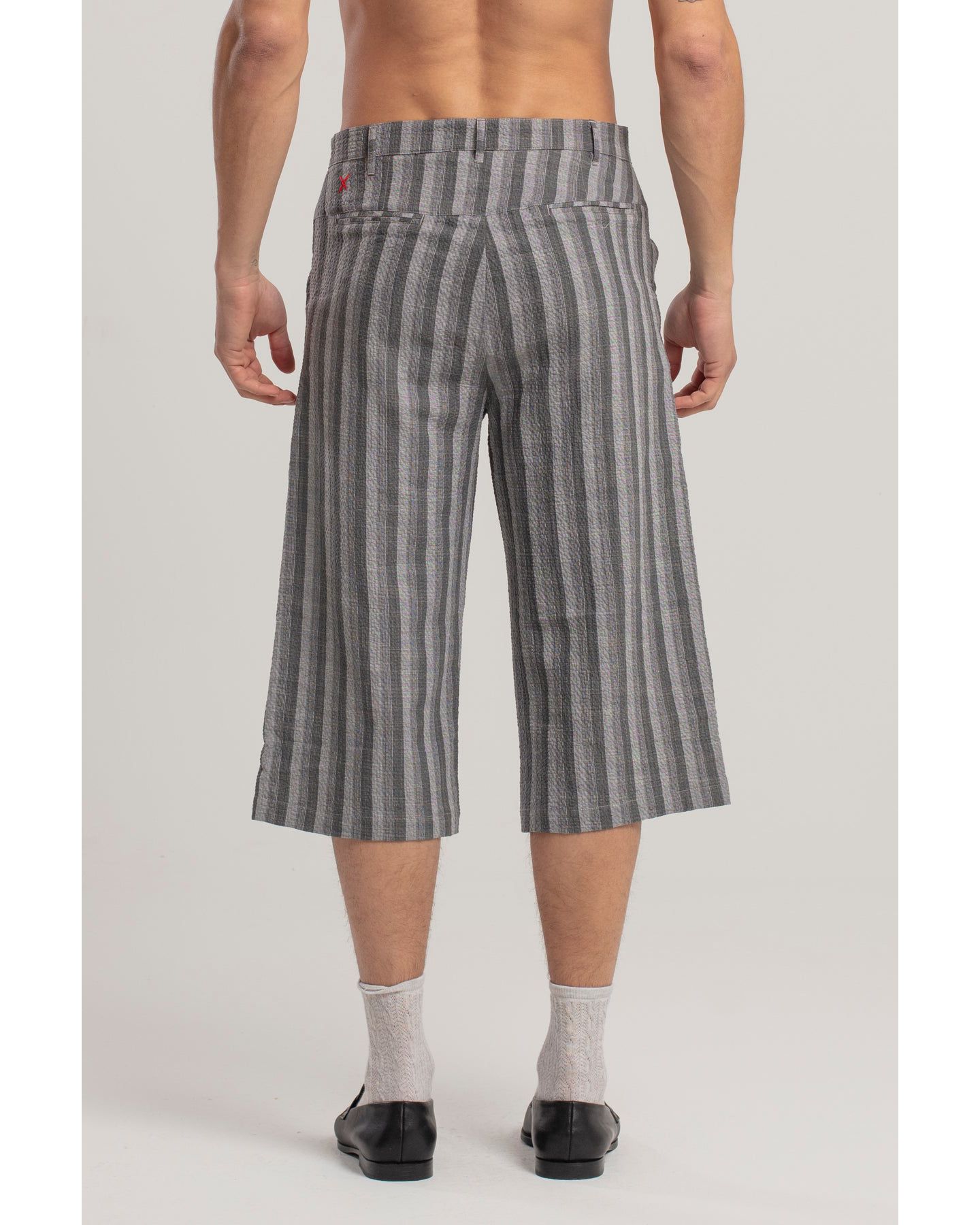 Мужские шорты PCFG Linen-Cotton Blend Checked Woven, цвет: Серый / Белый — фото 4