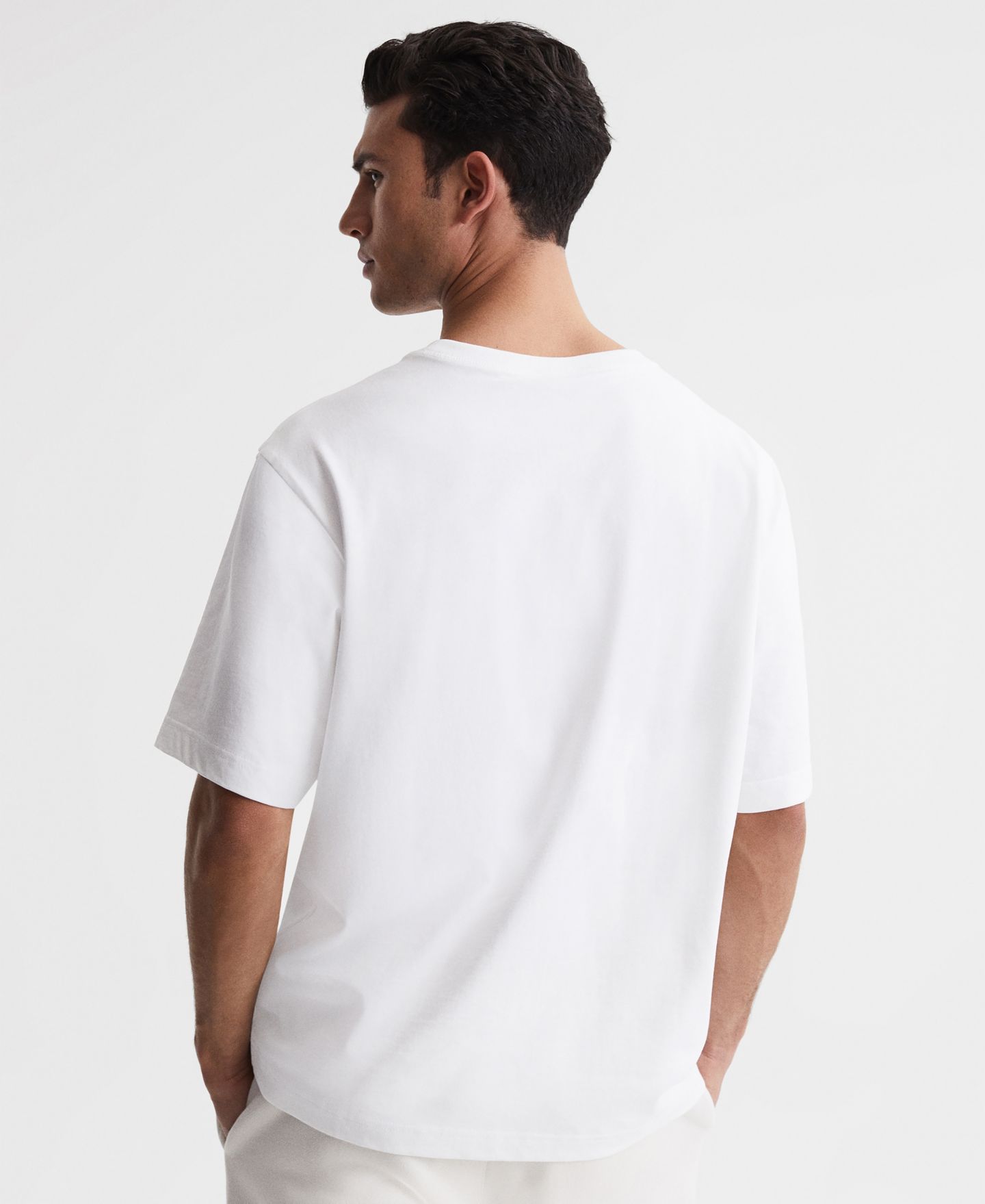 Мужская футболка REISS Tate Cotton Garment-Dyed Oversized, цвет: Белый — фото 5