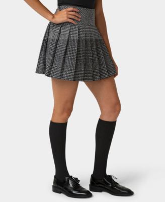 Women's Cable Knit Knee-High Socks