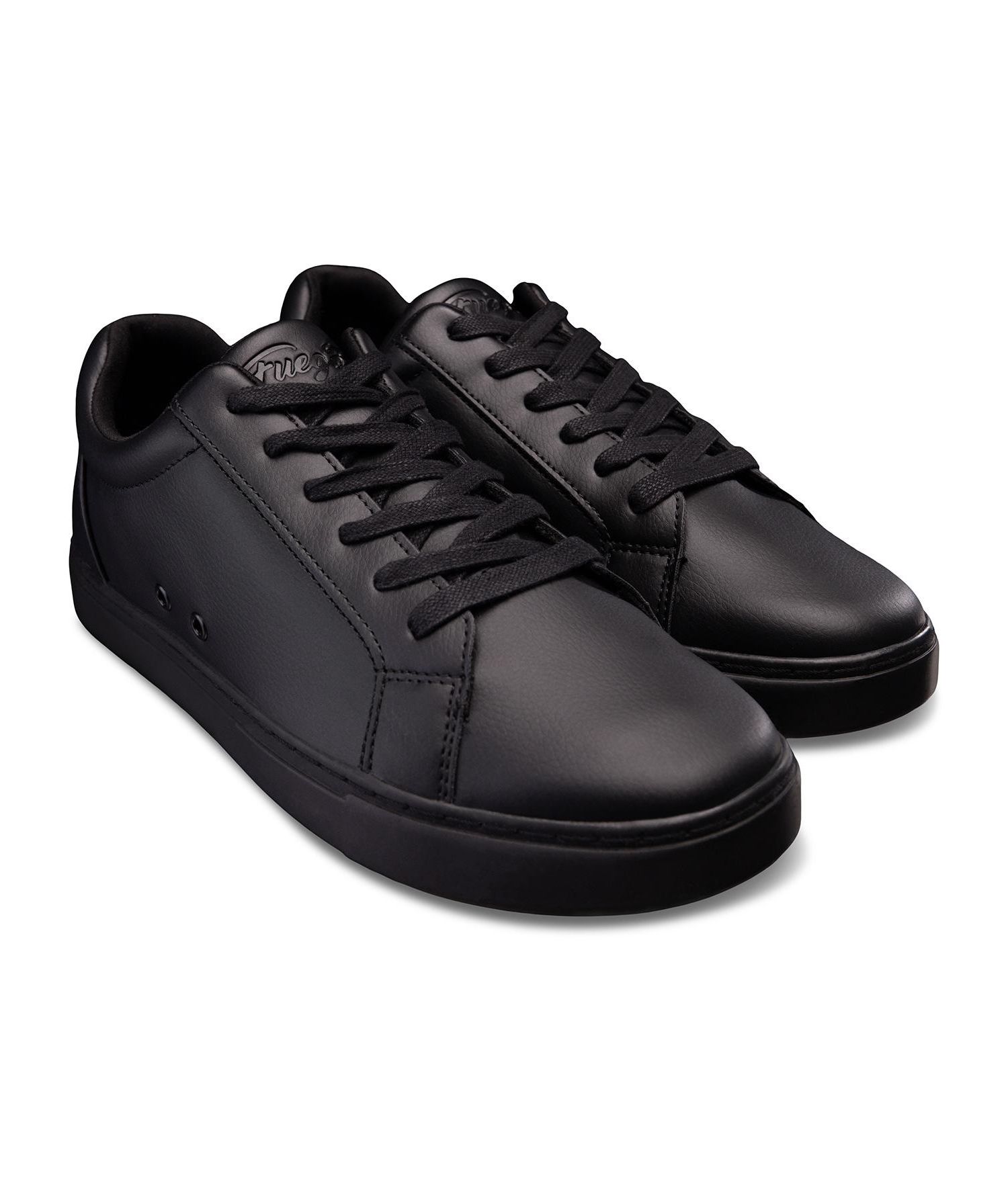 Men's All-black Low-top Sneaker
