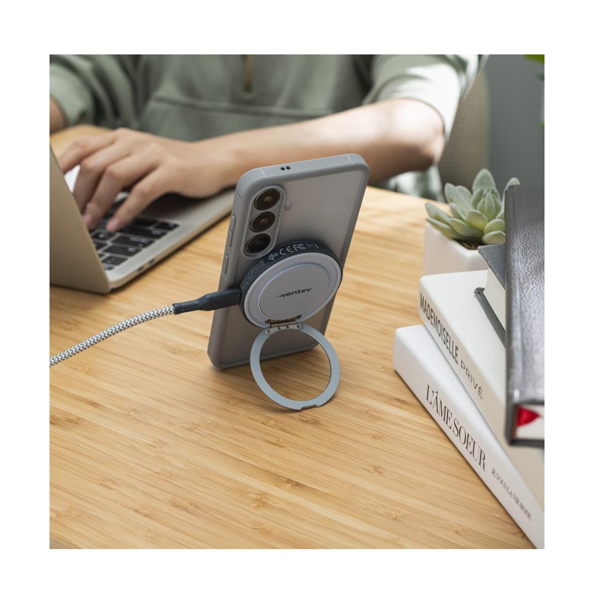 Ventev 15W Qi2 Magnetic Wireless Ultrafast 360 Rotating Charging Stand
