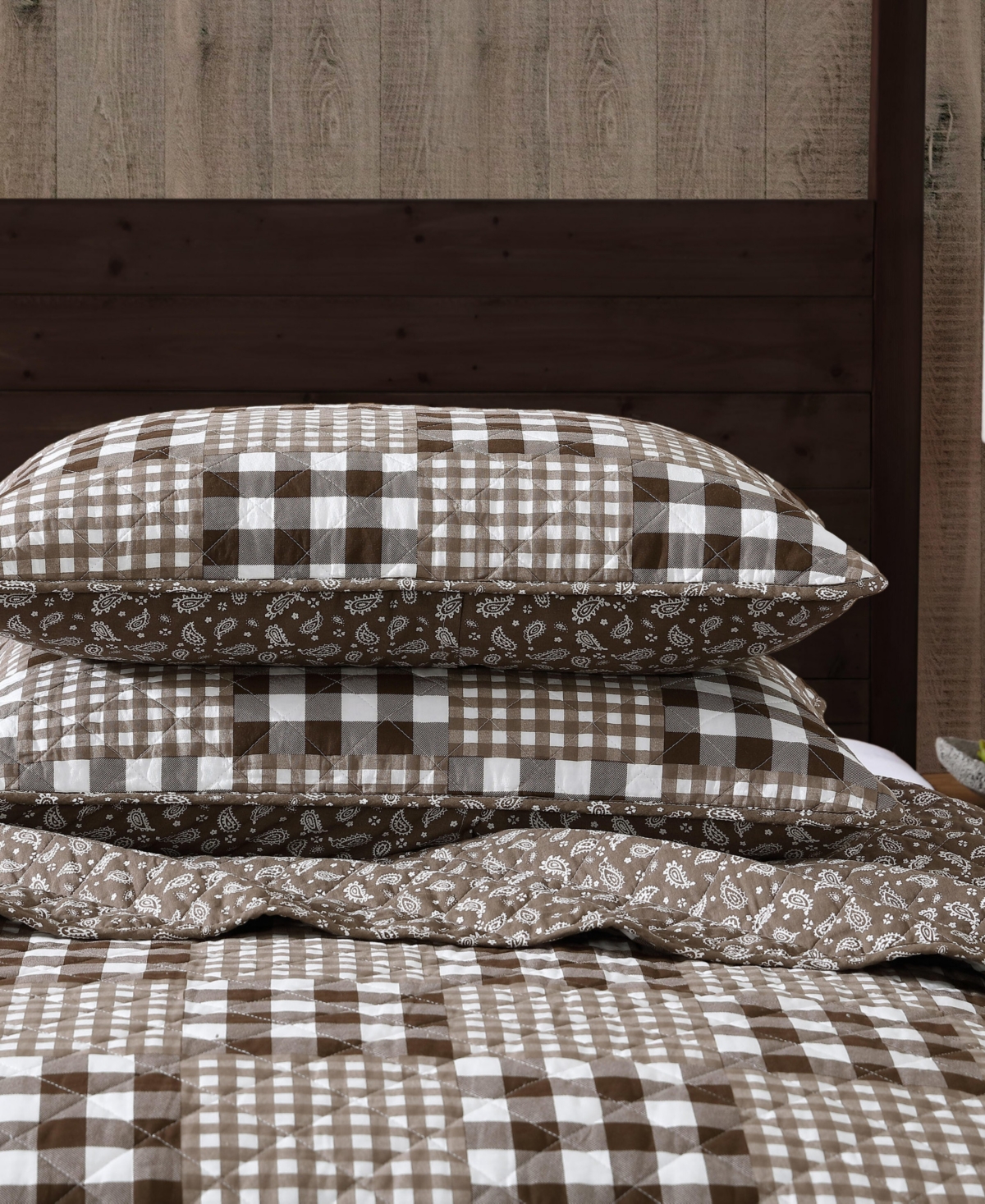 Eddie Bauer 136 Thread Count Gingham Patchwork Cotton Reversible Quilt Set In Brown