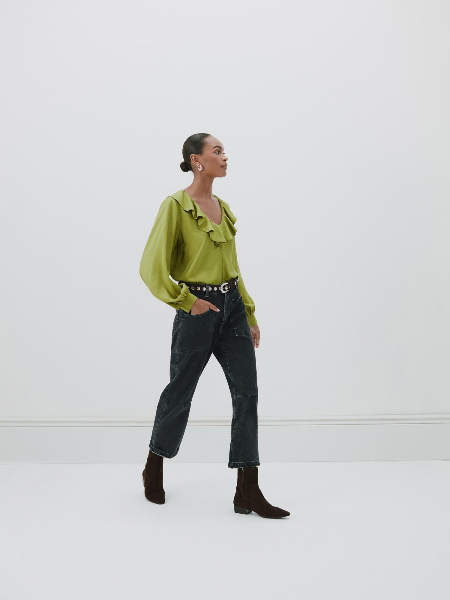 Women's Air Flow Ruffle Blouse