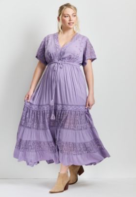 Women's Plus Size Raven Lace Maxi Dress