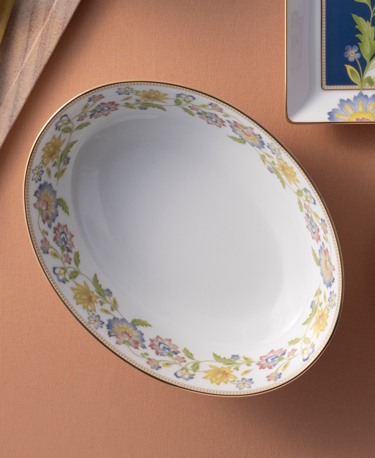 Noritake Tusker Garden Oval Vegetable Bowl In Multi