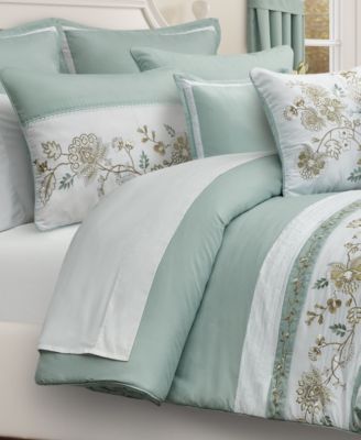 Spring Social Floral 3-Pc. Comforter Set, Full/Queen