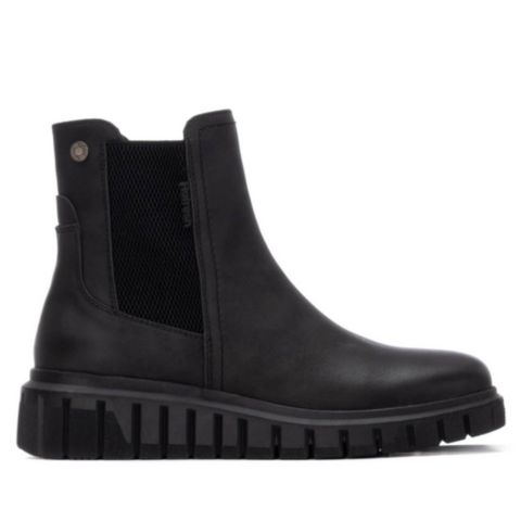 Женские ботинки XTI Casual Chelsea Booties synthetic upper, padded insole, rubber sole, side zipper, ankle height, цвет: Чёрный