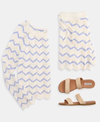 Juniors' Chevron Sweater & Tie-Front Shorts