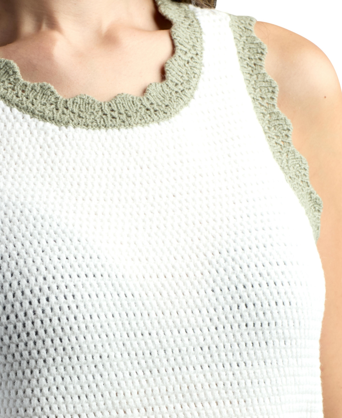 Bcx Juniors' Resort Sleeveless Scoop Neck Sweater