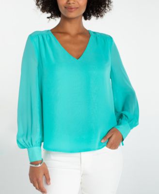 Women's Long-Sleeve V-Neck Top