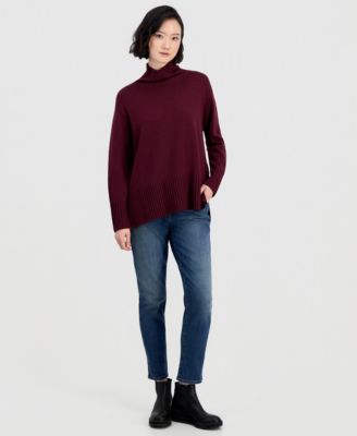 Women's Wool Turtleneck Sweater