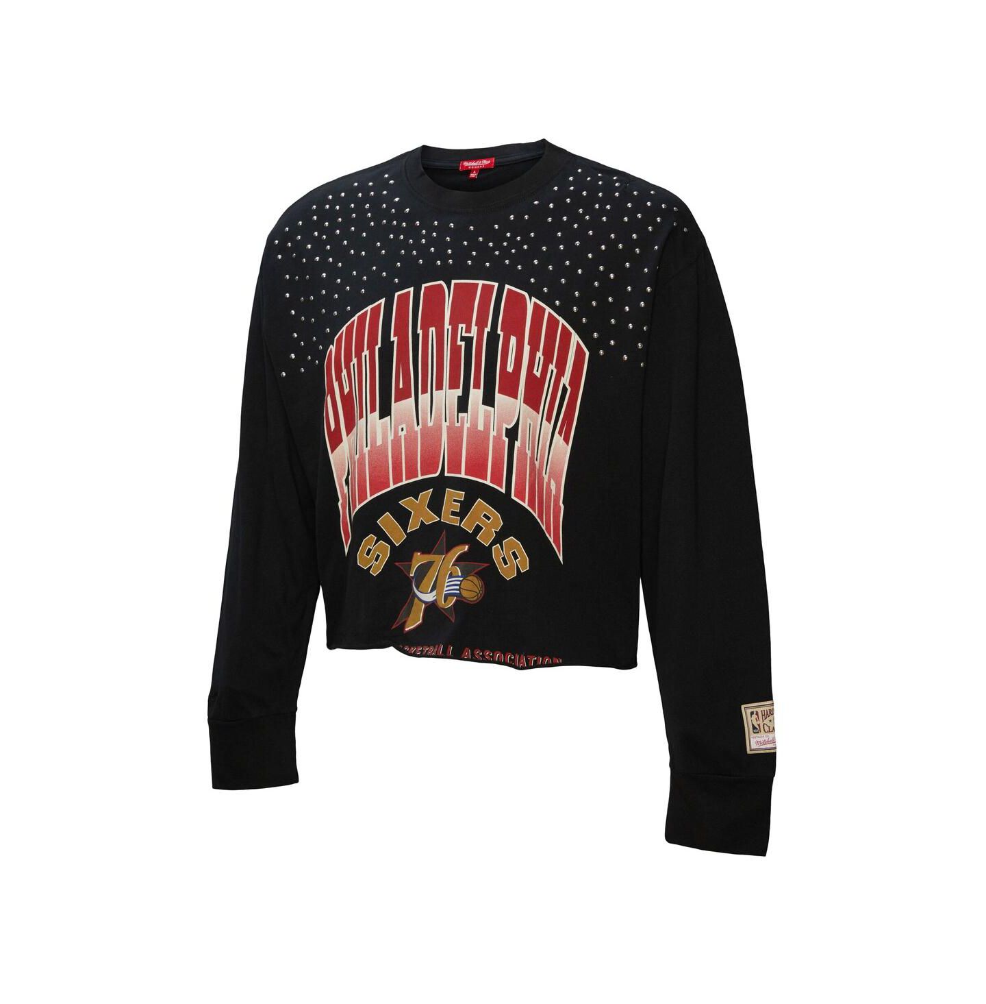 Женская футболка Mitchell & Ness Black Philadelphia 76ers Hardwood Classics Studded Boxy Cropped Long Sleeve — фото 5