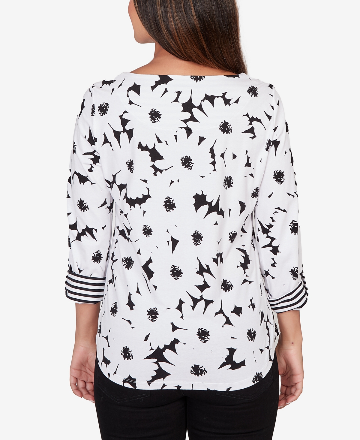 Ruby Rd. Petite Embroidered Daisy Graphic Top In White