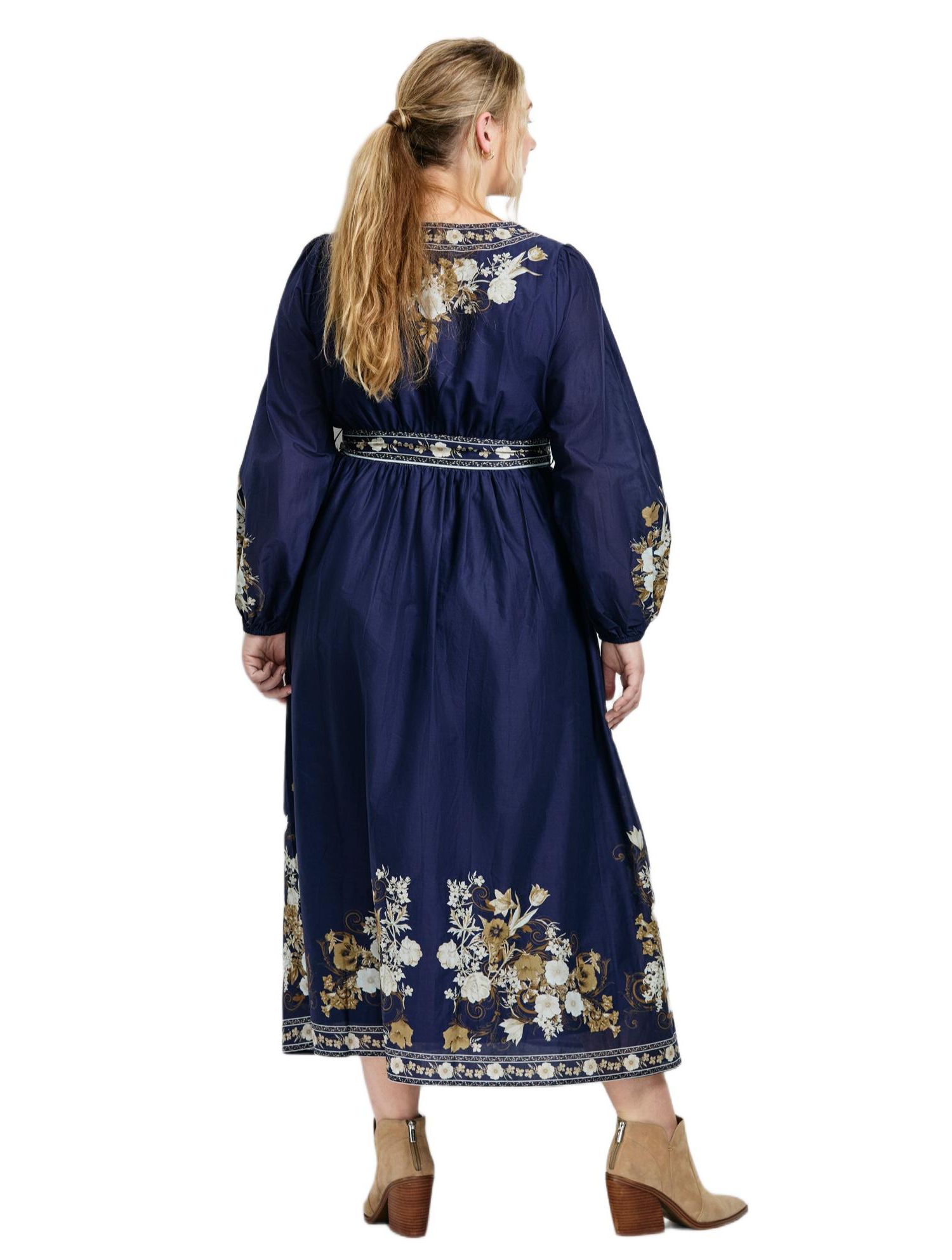 Women's Plus Size Ethereal Escape Maxi Dress
