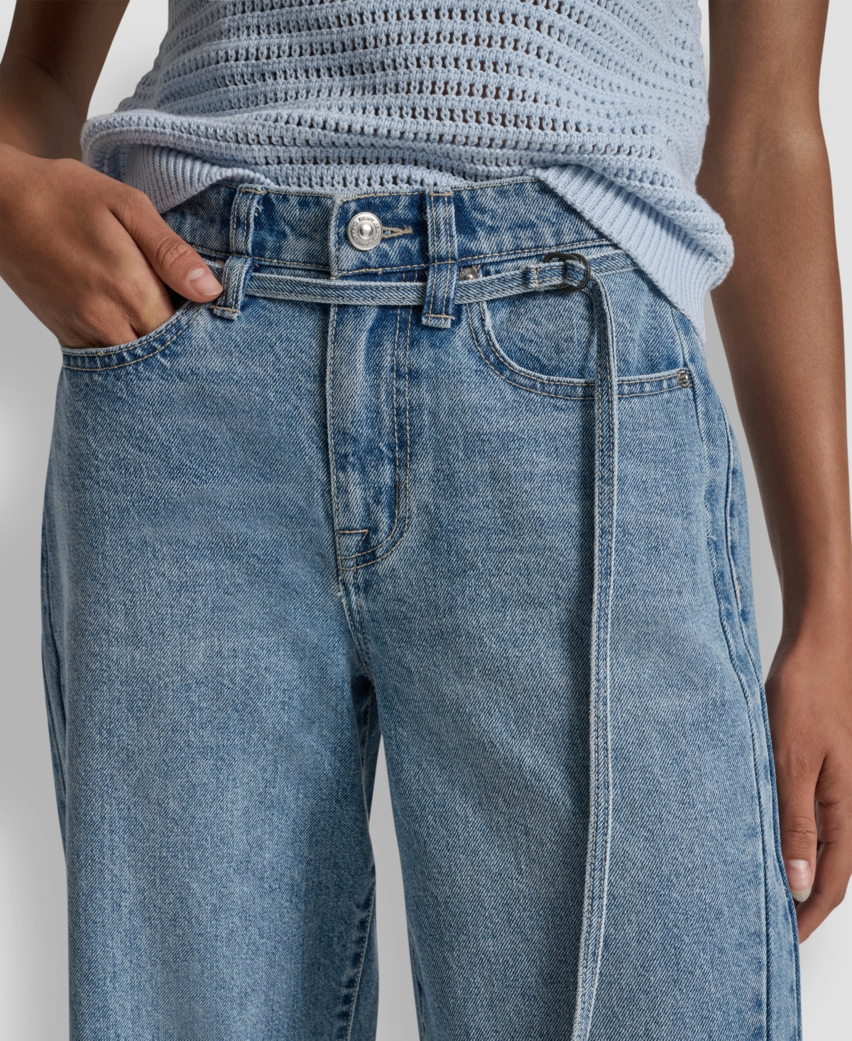 Dkny Jeans Women's Mid-rise Forward Seamed Barrel Jeans In Blue