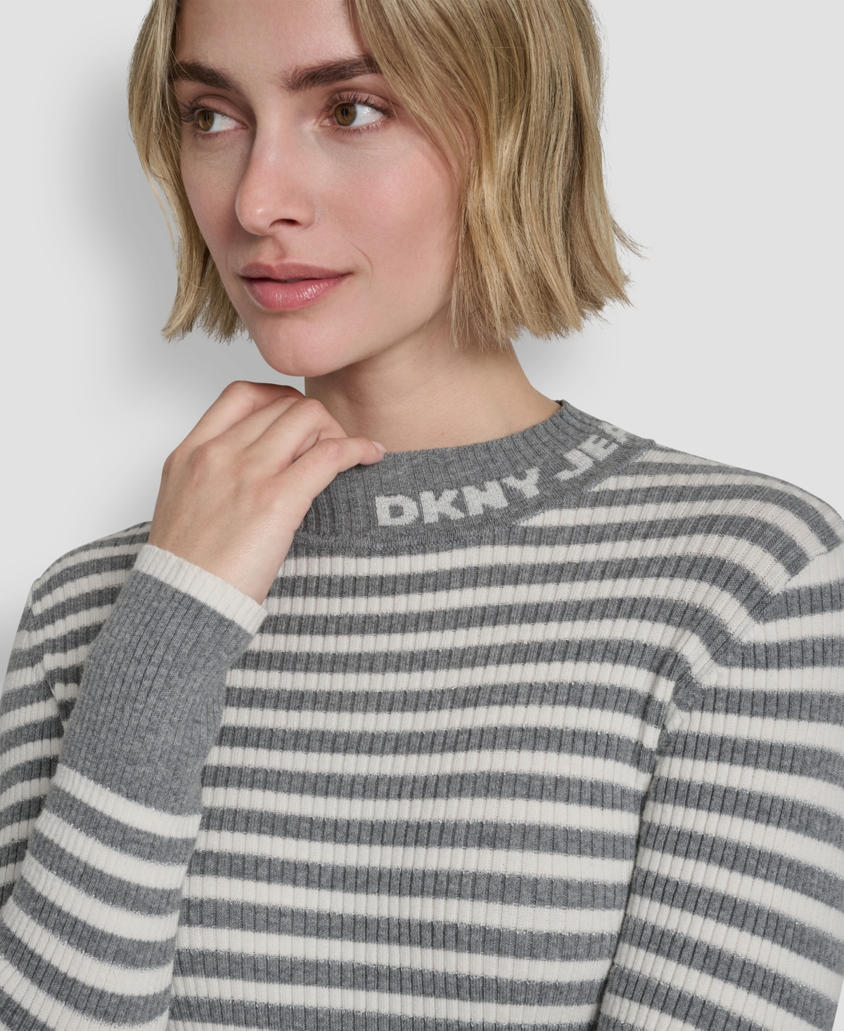 Dkny Jeans Women's Long-sleeve Mock Neck Rib Striped Sweater In Gray