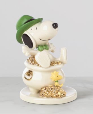 Lucky Leprechaun Snoopy Figurine