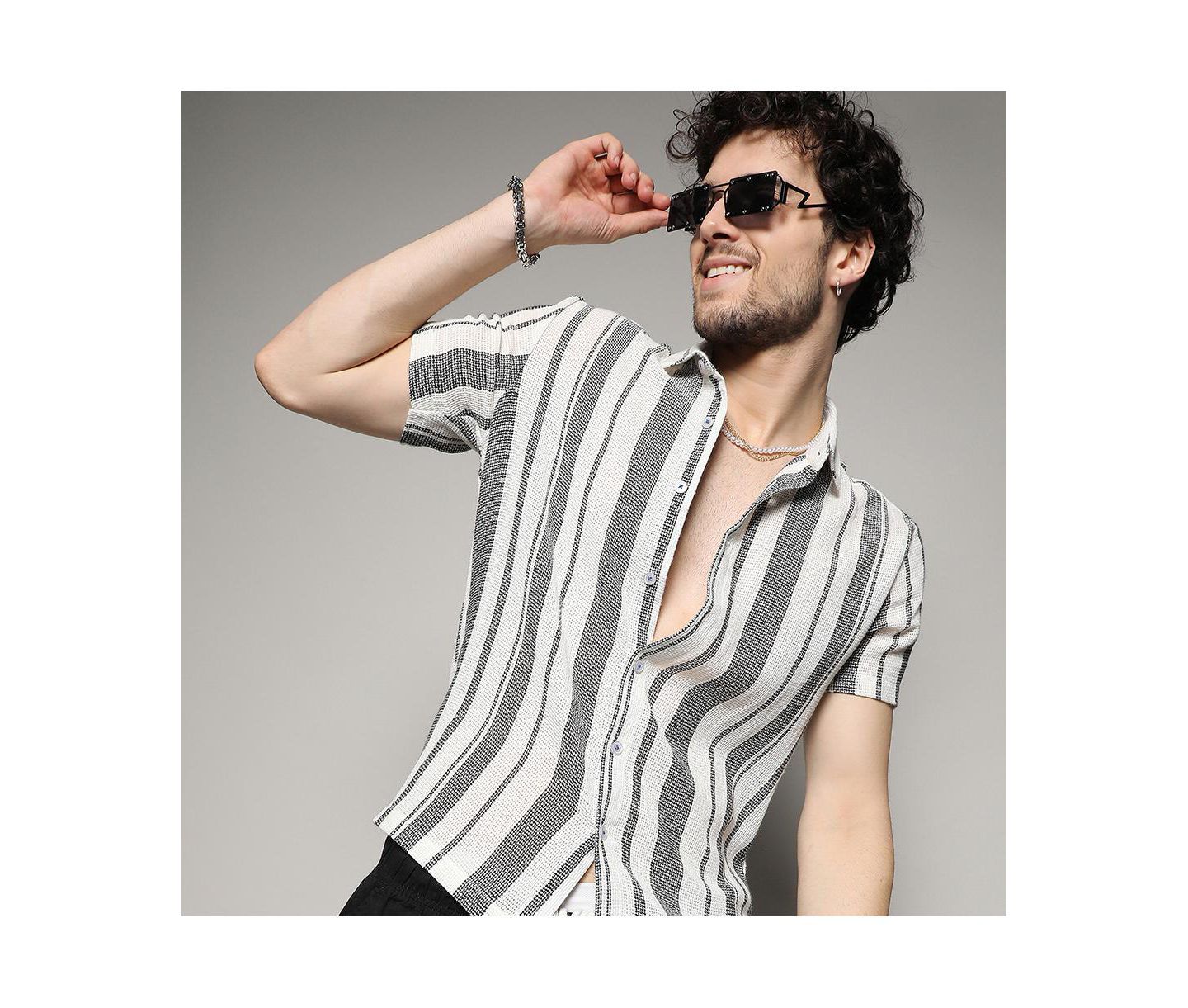 Мужская рубашка Cahoot Campus Sutra White & Grey Unbalanced Striped Woven, цвет: Белый — фото 5