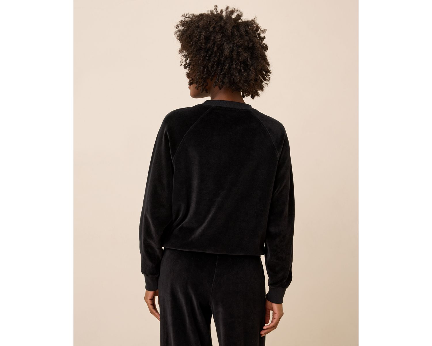 Women's Cotton Velour Crew Pullover Sweatshirts.