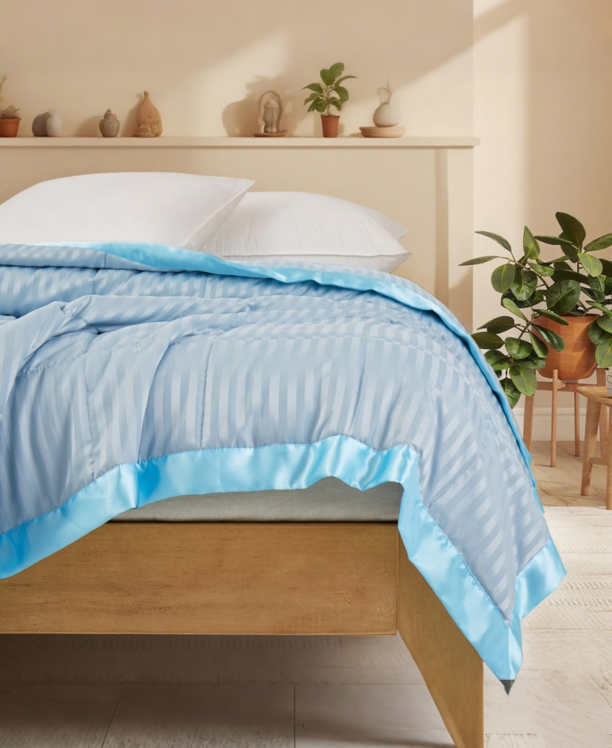 Unikome Oversized Lightweight Down Alternative Blanket