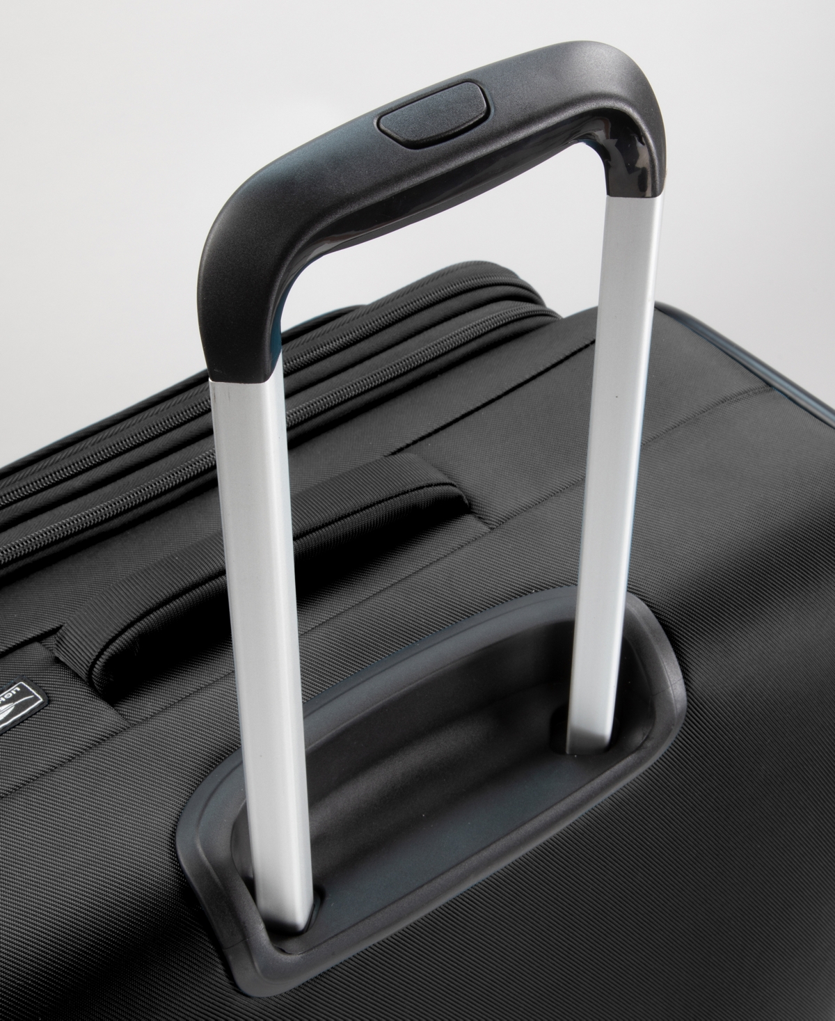 Ricardo Torrance Softside 26" Medium Check-in Spinner Suitcase In Gray